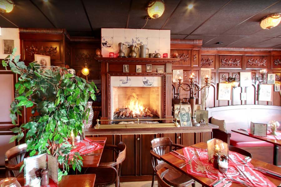 Bistro De Gelaarsde Kat Heerlijk eten in Alphen aan den Rijn Bistro De Gelaarsde Kat Heerlijk eten in Alphen aan den Rijn